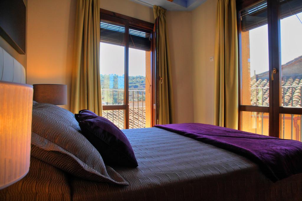 Apartamentos Casa Molinero Buera Ngoại thất bức ảnh